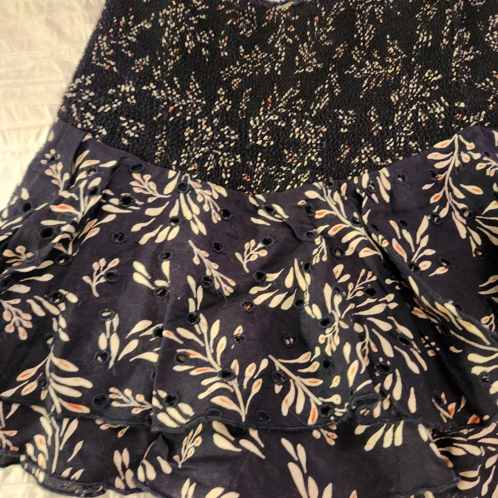 Zara black floral eyelet mini sports size small to medium - Picture 8 of 11